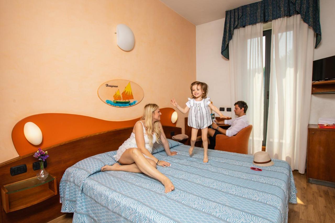 Miramare Hotel Ristorante Convegni Cesenatico Buitenkant foto